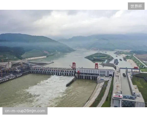 A'ja威尔逊近期状态火热，连续打出场均25+10的统治级表现，成为王牌队连胜的关键。